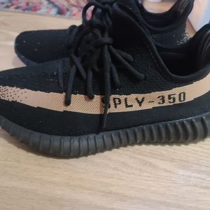 Yeezy 350 copper men's 9.5